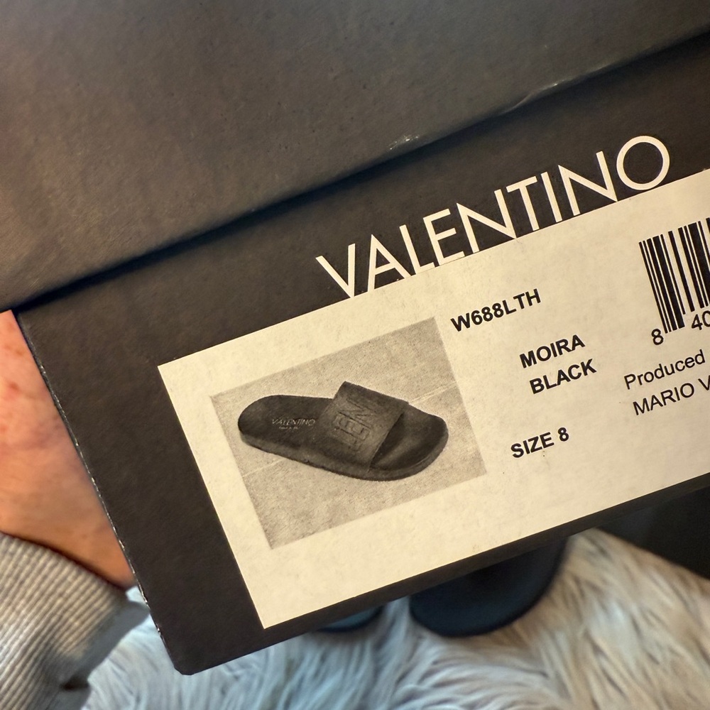 Valentino Moira Slide Sandals - Picture 11 of 11